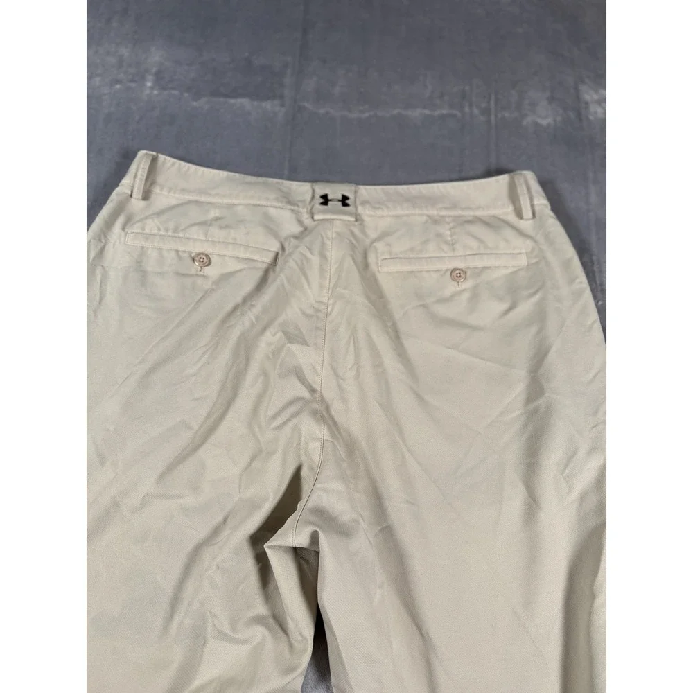 Under Armour Men's Tan Flat Front Performance Golf Pants Size 38 x 29 Straight